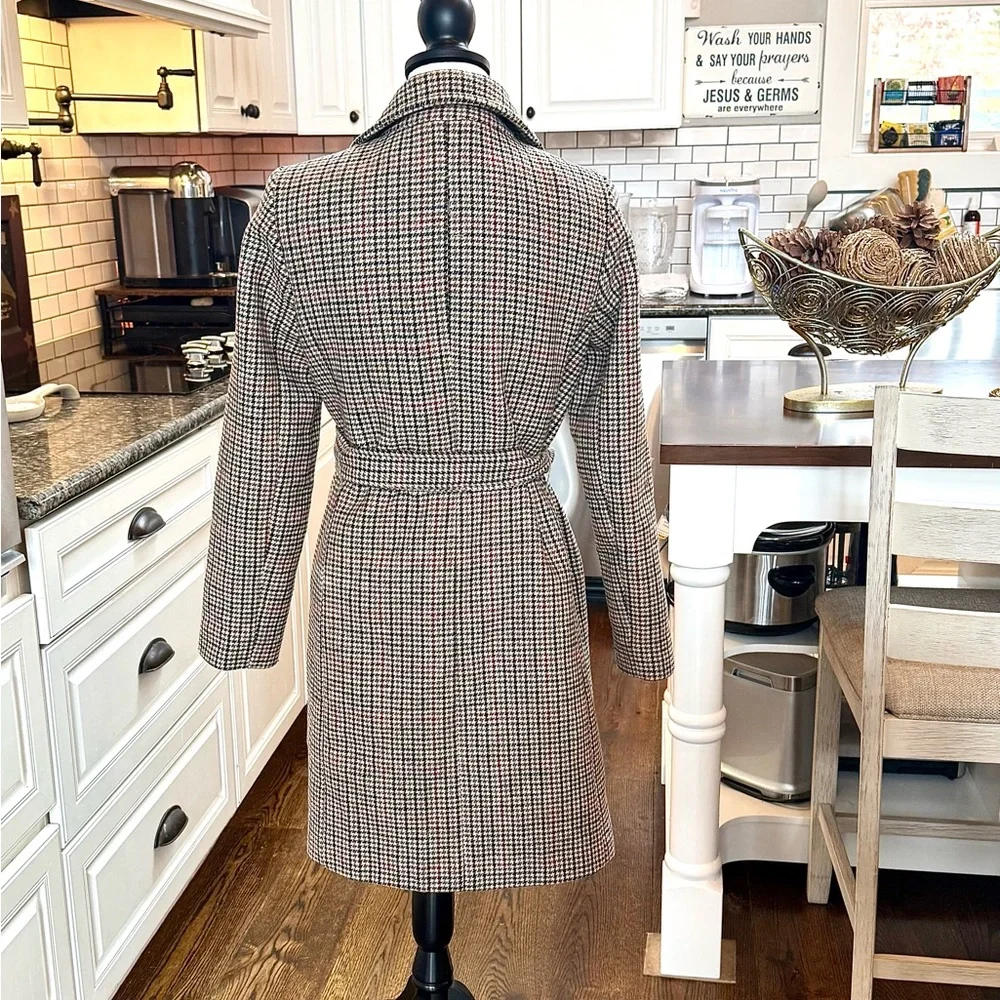 COLE HAAN Plaid Wool Coat with Blue/Maroon/Tan Accents - Size 8 - Picture 4 of 6